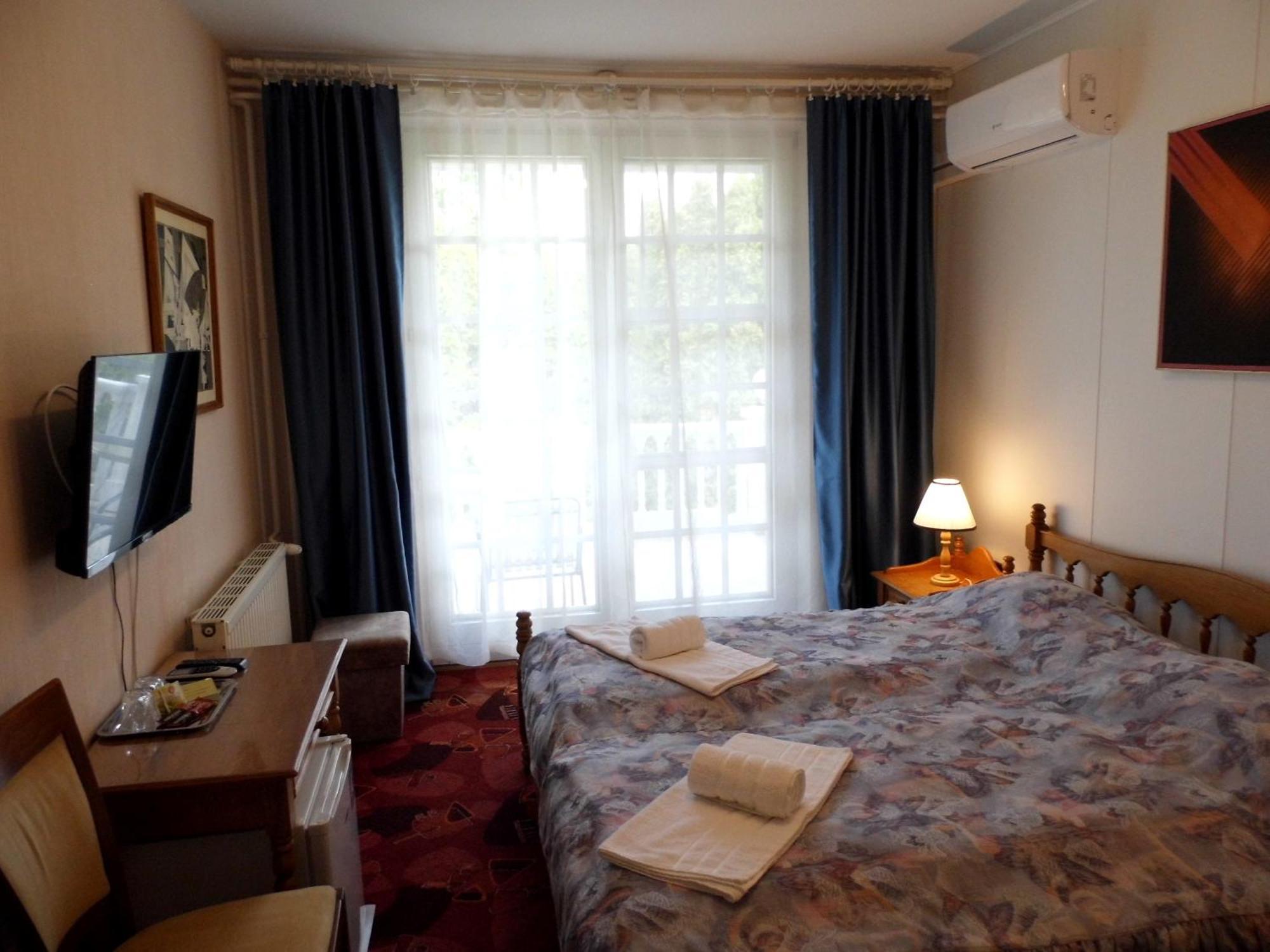 Millennium Villa Keszthely Szoba fotó